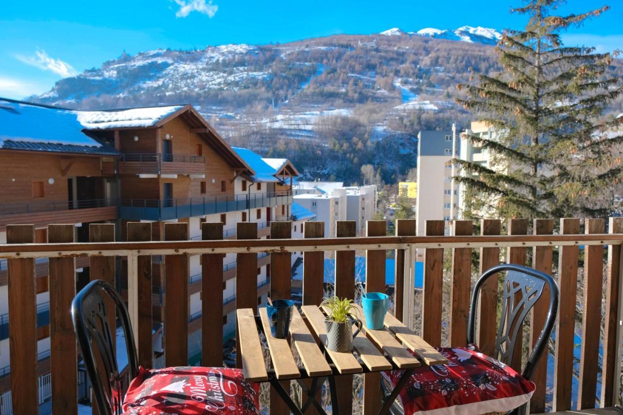 Briancon - Serre Chevalier 1200 - Joli Appartement - Face Aux Pistes En Centre Ville Luaran gambar